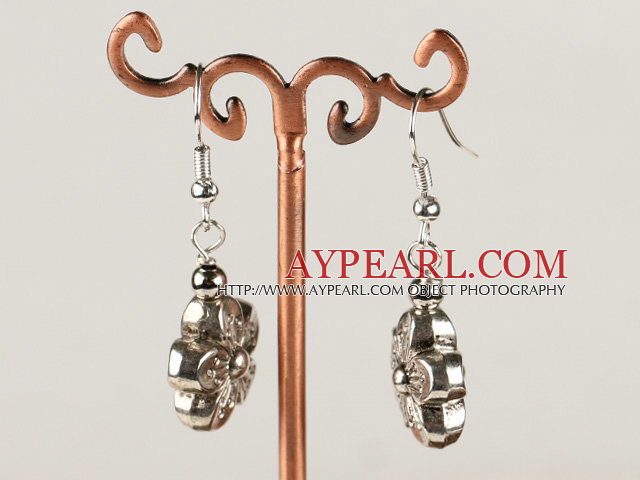 Lovely Flower Shape Alloy Charm Dangle Earrings With Fish Hook