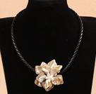 17.7 inches ivory color shell flower pearl necklace with magnetic clasp
