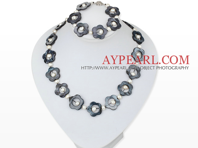 pearl flower shell necklace bracelet set with box clasp