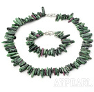 Red And Green Long Teeth Gemstone Necklace Bracelet Set