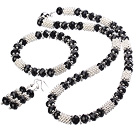 Wholesale Elegant Fashion Black Crystal Set With Magnetic Clasp And Metal Accessory (Necklace With Matched Bracelet And Earrings )