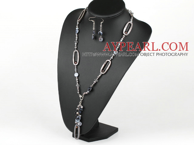 pearl shell necklace with matched earrings