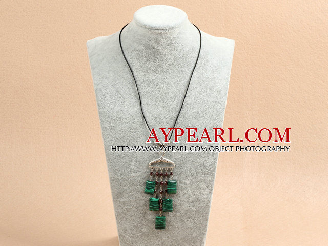Simple Retro Style Garnet Beads Square Shape Phoenix Stone Pendant Necklace With Black Leather and Clothes Rack Accessory