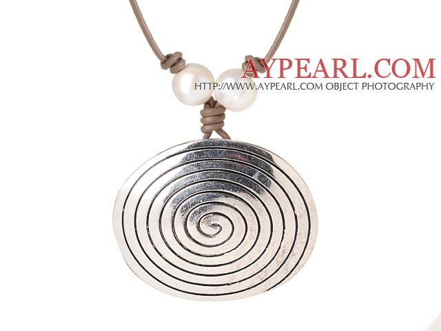Newly Fashion Simple Style Round Tibet Silver Pendant Necklace with White Pearl and Leather