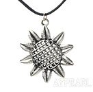 lovely 17.7 inches sunflower pendant necklace with extendable chain