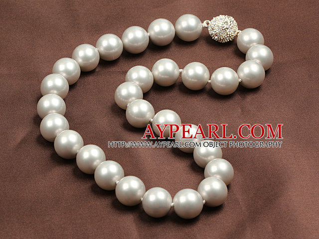 14mm Gray Color Round Sea Shell Beaded Necklace with Magnetic Clasp