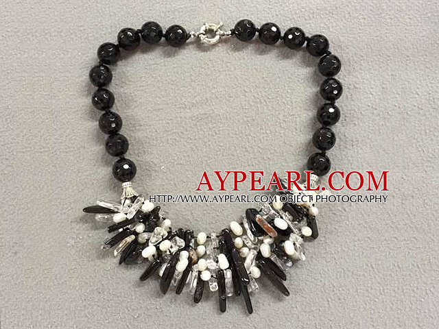 Pretty Fashion Design Natural White Freshwater Pearl Teeth Shape Black Agate Bib Necklace