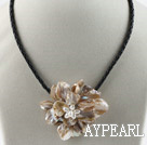 Single Piece Gray Pearl Shell Flower Necklace