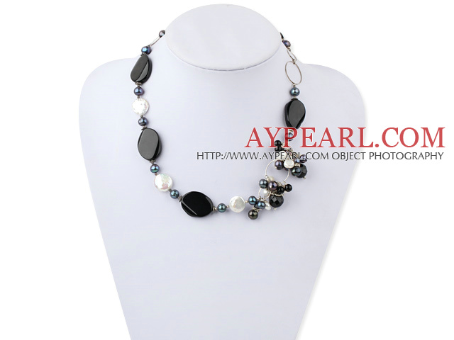 Nice White Coin Pearl Black Freshwater Pearl And Black Agate Loop Charm Bracelet With Moonight Clasp