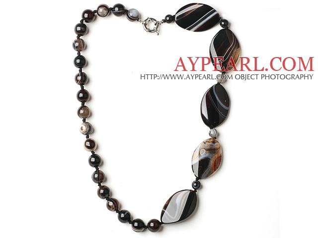 eye shape black agate necklace with moonlight clasp