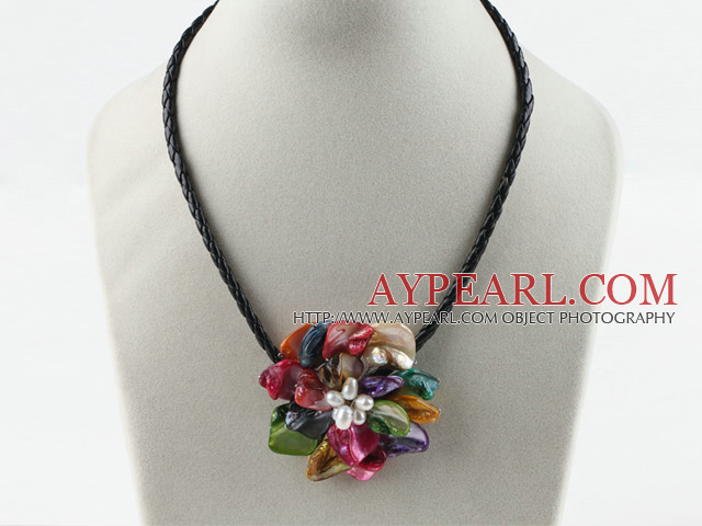 Single Piece Multi Color Pearl Shell Flower Necklace