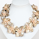 New Design Milky Color Shell Flower Necklace