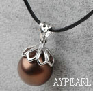 Classic Design Round Shape 16mm Coffee Color Seashell Pendant Necklace