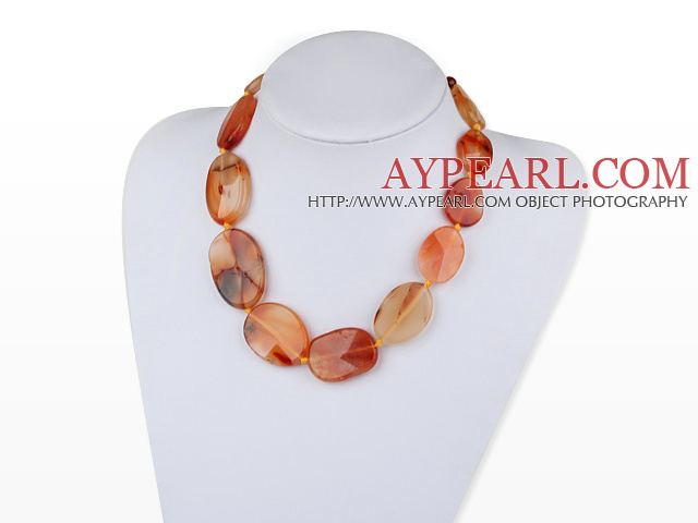 chunky style agate necklace with moonlight clasp
