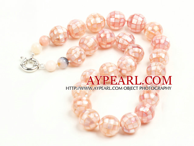 Beautiful Natural Pink Stitching Shell Necklace with Moonlight Clasp