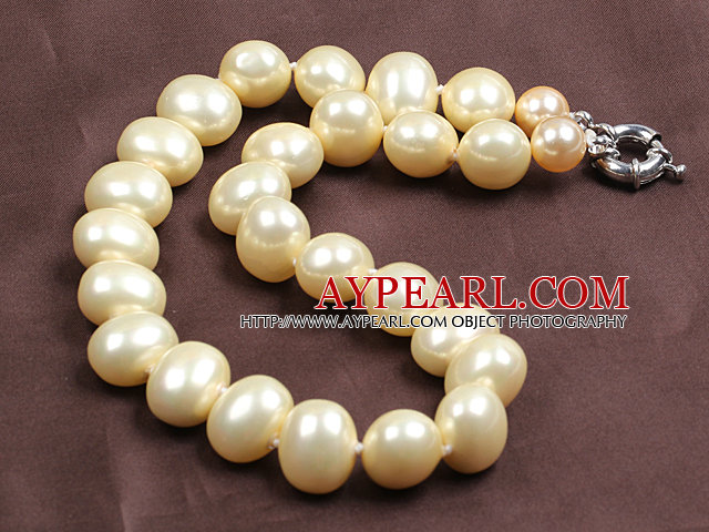 Chunky Big Potato Shape Light Yellow Color Sea Shell Beads Necklace with Moonlight Clasp