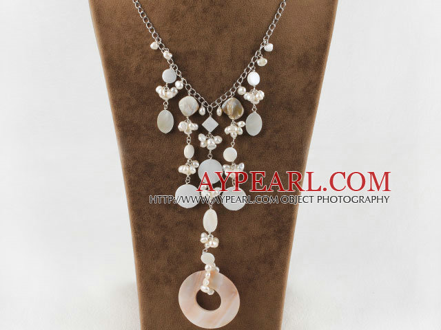 Fashion White Freshwater Pearl And Mixed Shape Shell Donut Pendant Metal Chain Necklace 