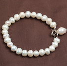 Simple Elegant Style 7-8Mm Natural White Freshwater Pearl Elastic/ Stretch Bracelet With Pearl Charm