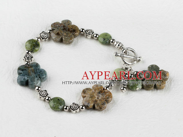 green agate flower bracelet with toggle clasp