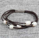 Simple Elegant 8-9mm Natural White Freshwater Pearl Leather bracelet