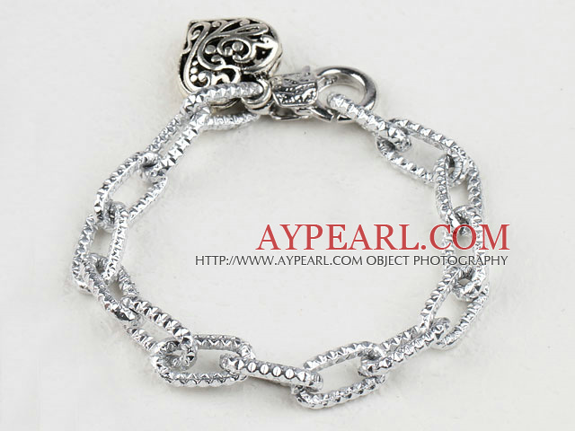fashion metal chain bracelet with heart charm