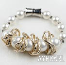 white sea shell beads bracelet with magnetic clasp