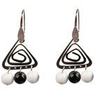 Wholesale Popular Fashion Natural Black Agate And White Porcelain Earrings With Triangular Accessory