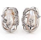 Beautiful Natural White Biwa Pearl And Flower Rhinestone Charm Ear Studs