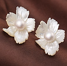 Fashion Cute Flower Shape Shell and White Pearl Studs Earrings