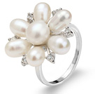 Beautiful Natural 5-6mm White Freshwater Pearl Flower Ring With Charming Rhinestone