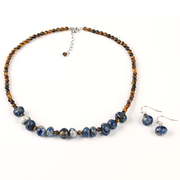 Cat's eye blue stone sleeve chain