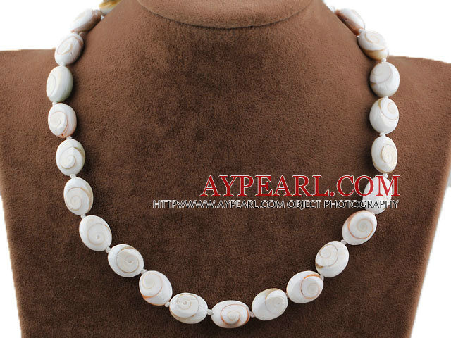 Single Strand Oval Shape Sun Shellfish Necklace