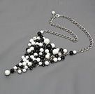 Wholesale Fashion Style Black Agate and White Porcelain Stone Metal Wrapped Necklace with Metal Chain