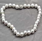 Fashion Single Strand 12Mm Grey Round Seashell Beads Necklace With Rhinestone Magnetic Clasp