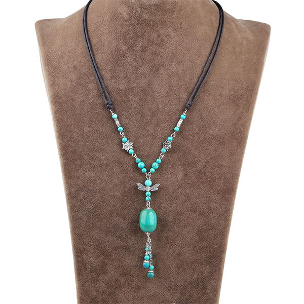 Pine stone bead necklace with small tassel rope