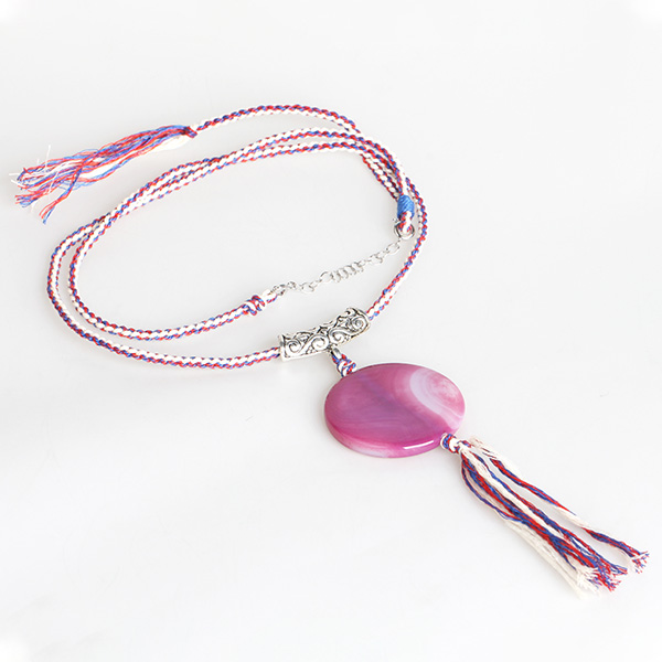Vintage agate pendant necklace